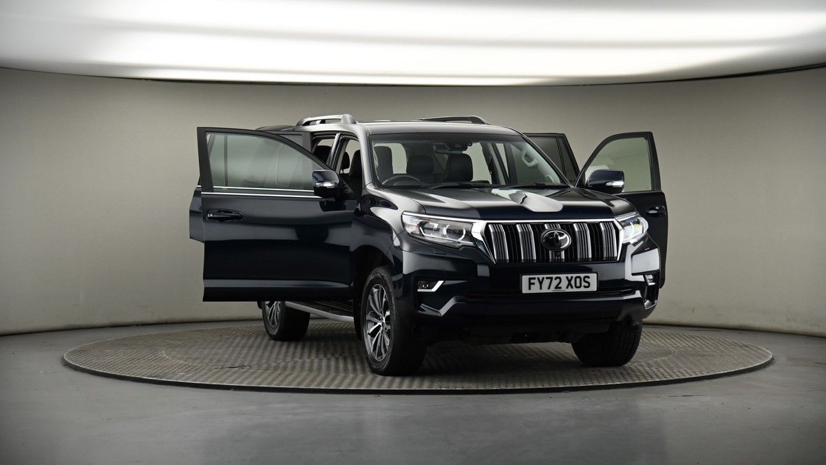 More views of Toyota Land Cruiser