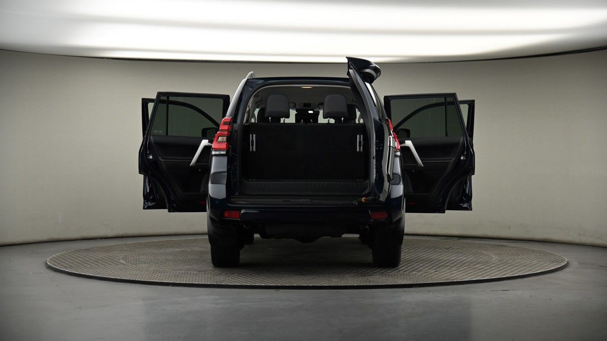 More views of Toyota Land Cruiser