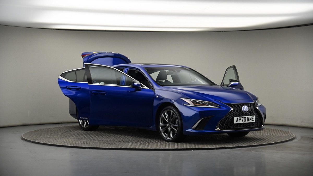 More views of Lexus ES