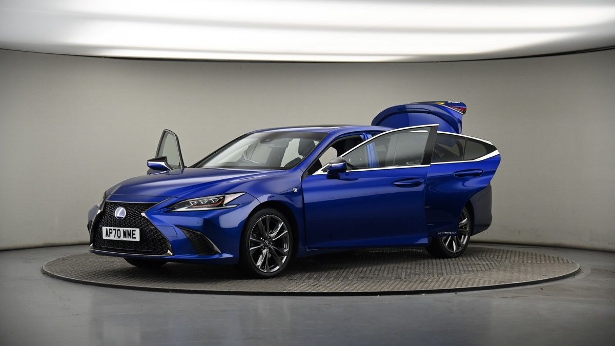 More views of Lexus ES
