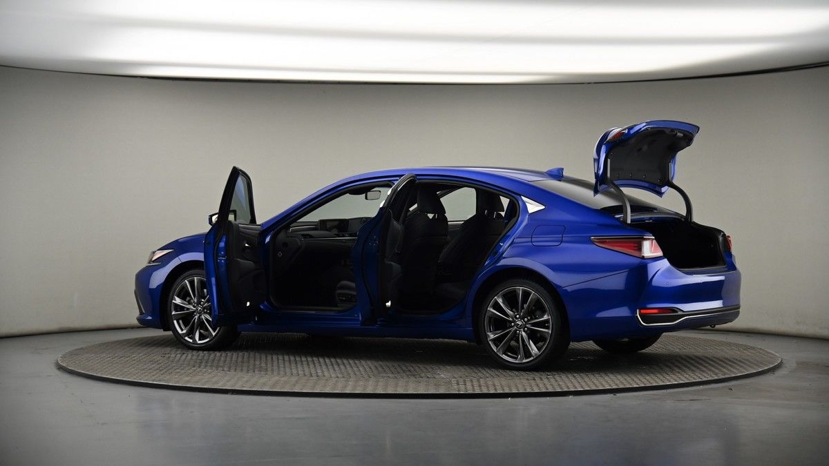 More views of Lexus ES