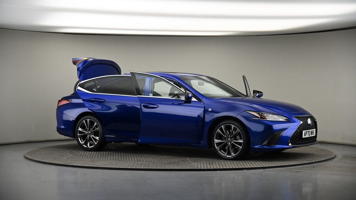 More views of Lexus ES