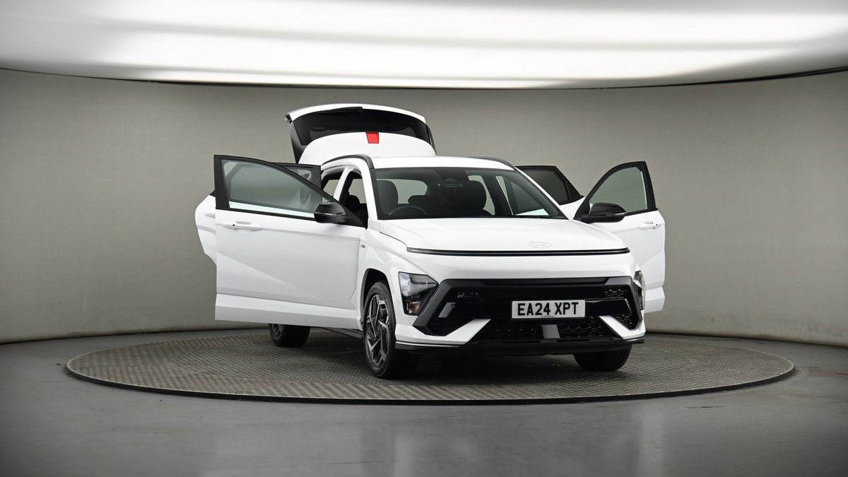 More views of Hyundai KONA