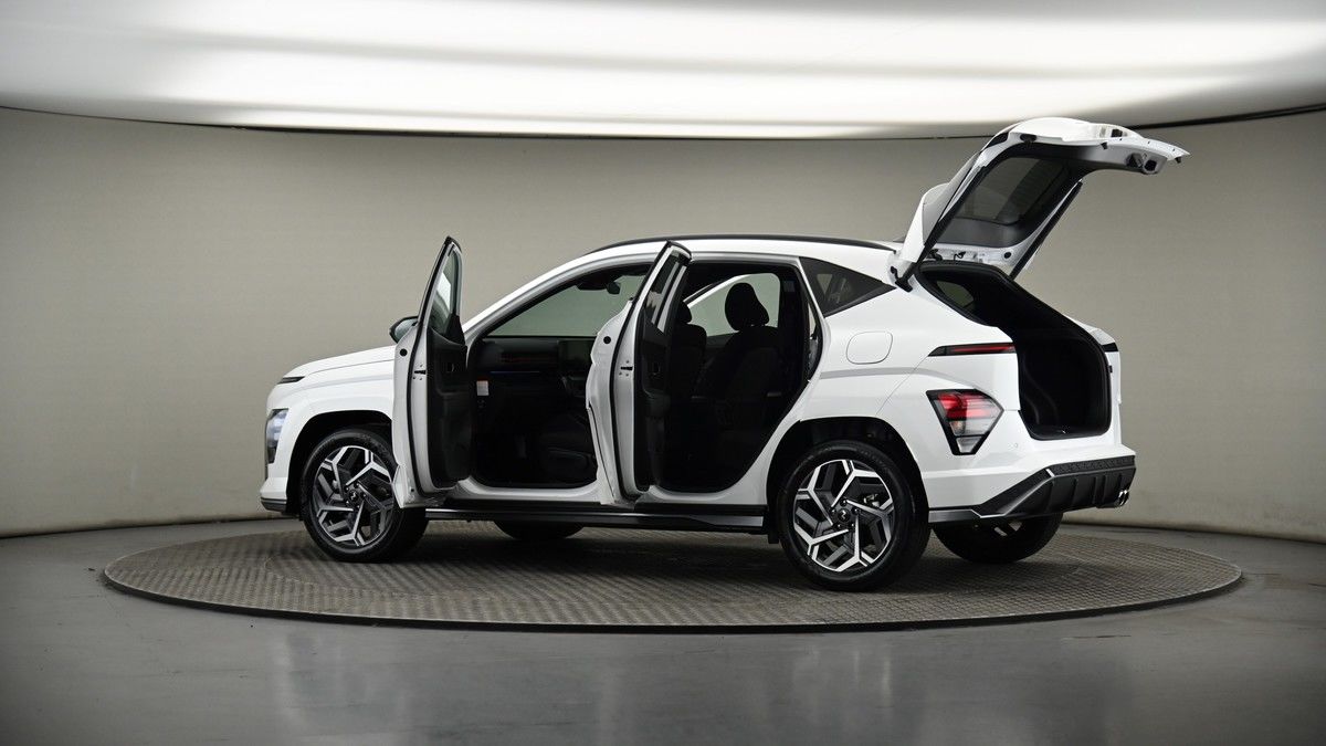 More views of Hyundai KONA