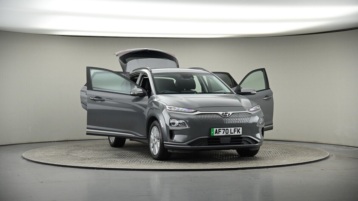 More views of Hyundai KONA