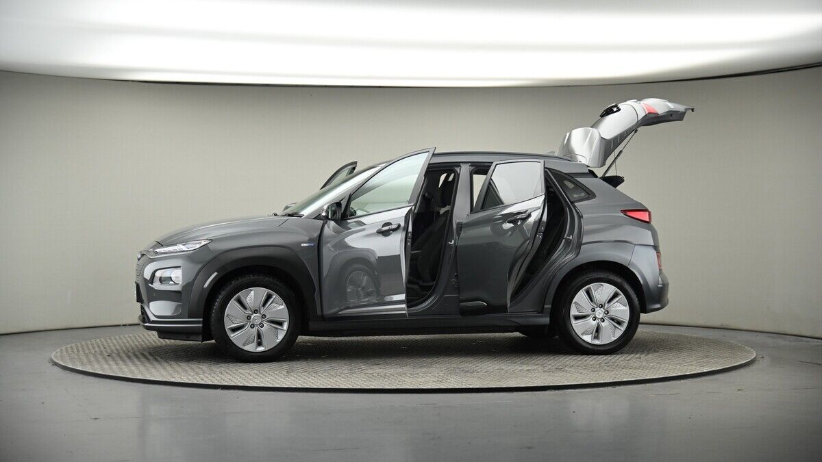 More views of Hyundai KONA