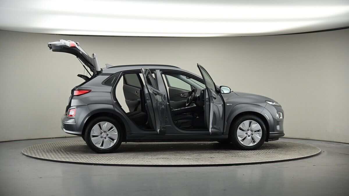 More views of Hyundai KONA