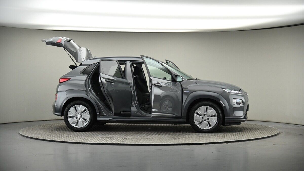 More views of Hyundai KONA