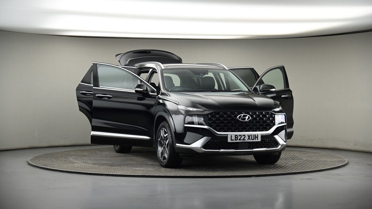 More views of Hyundai Santa Fe