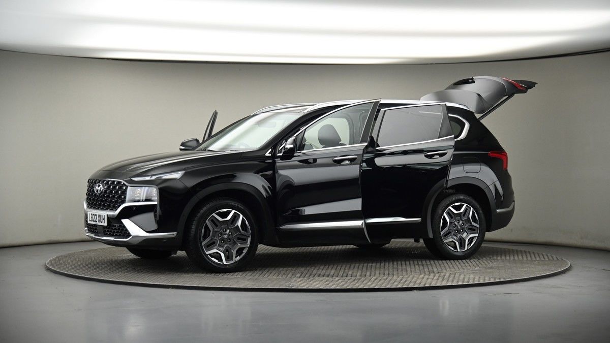 More views of Hyundai Santa Fe
