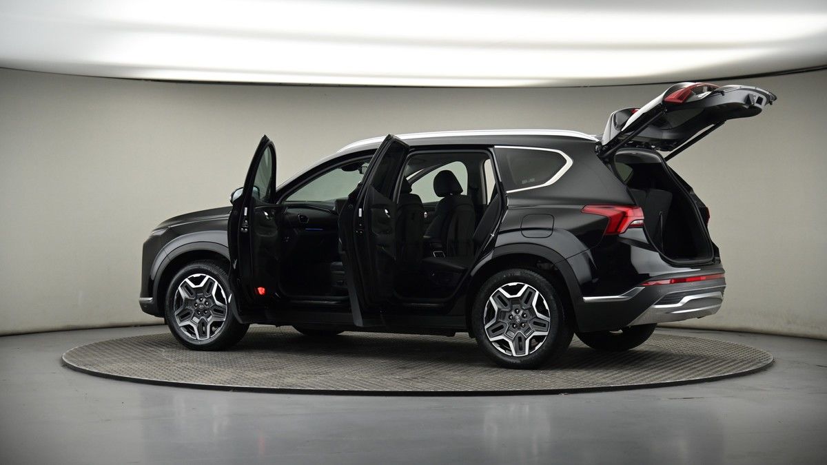 More views of Hyundai Santa Fe