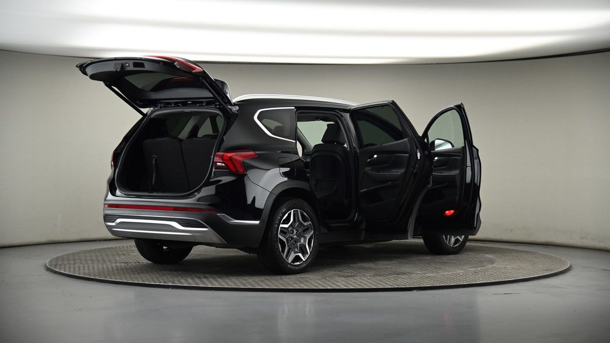 More views of Hyundai Santa Fe
