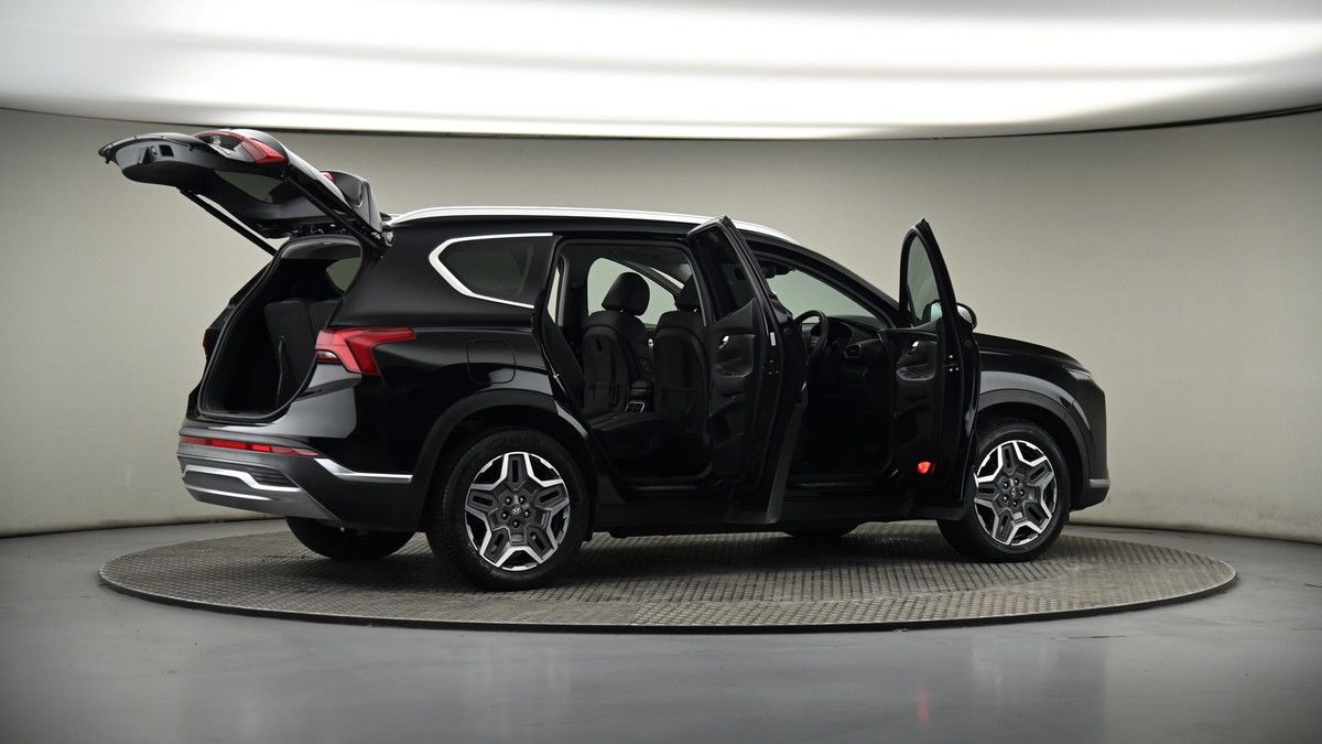 More views of Hyundai Santa Fe
