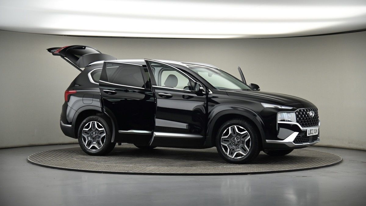 More views of Hyundai Santa Fe