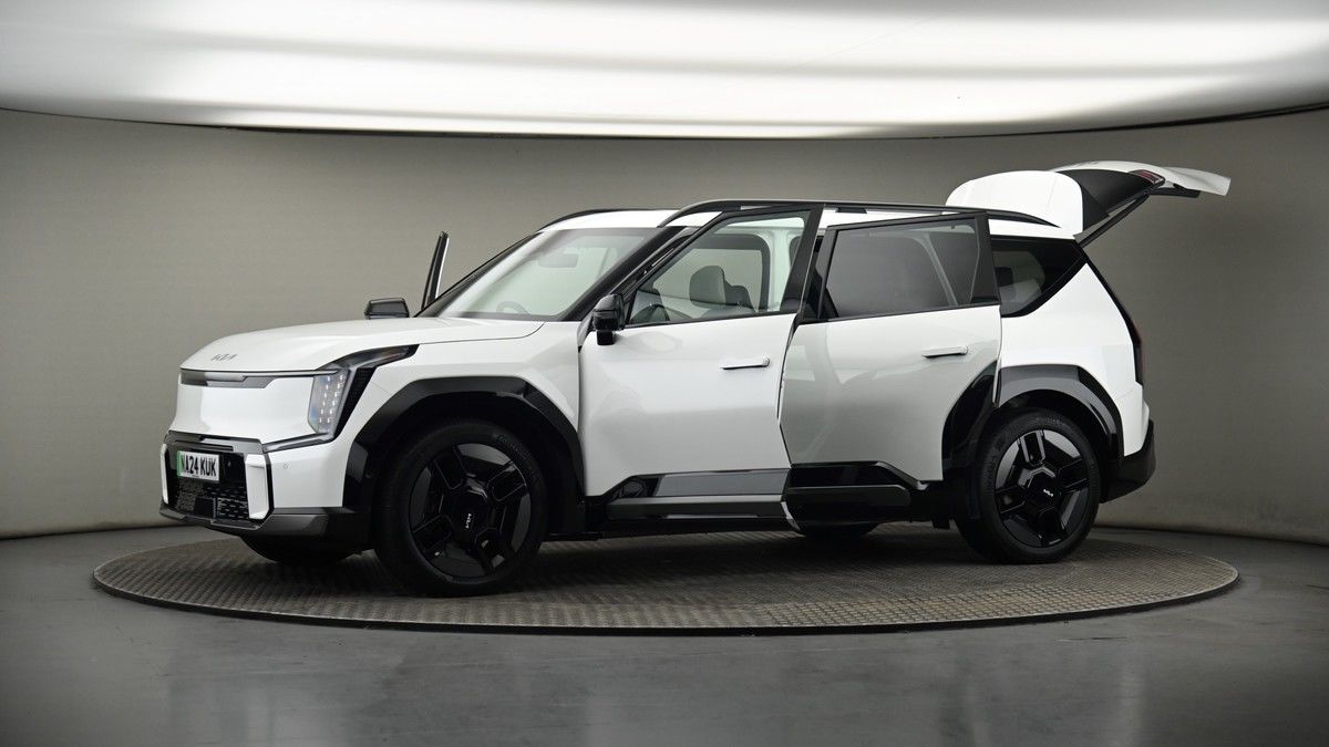 More views of Kia EV9