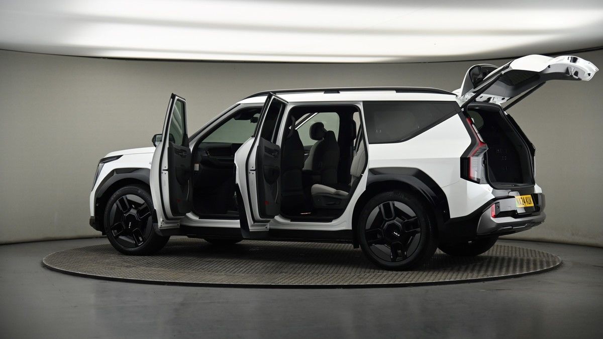 More views of Kia EV9