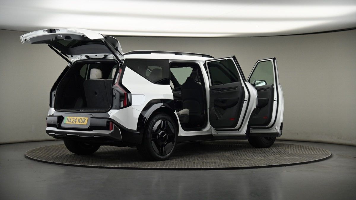 More views of Kia EV9