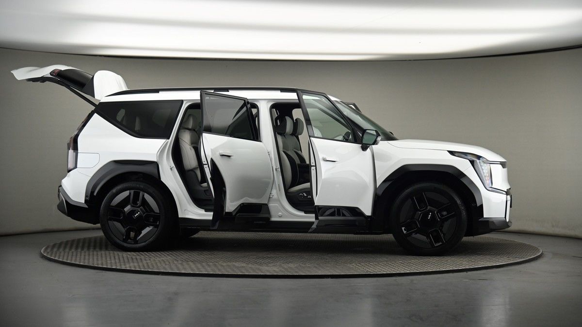 More views of Kia EV9