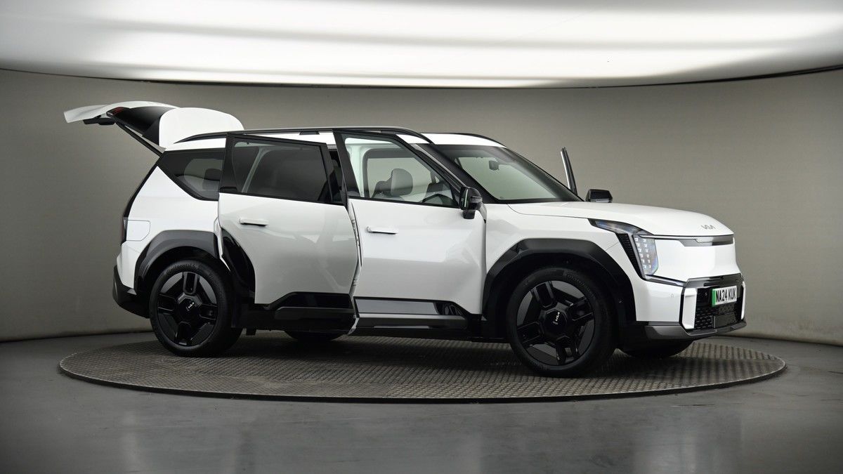 More views of Kia EV9