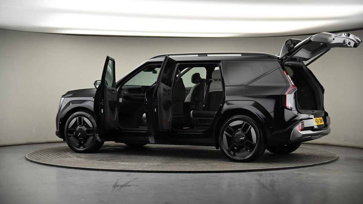 More views of Kia EV9