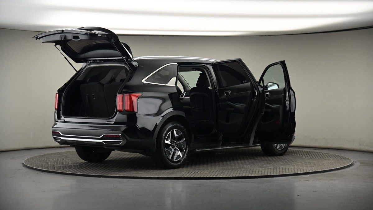 More views of Kia Sorento