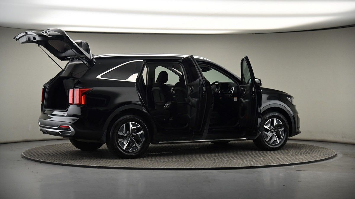 More views of Kia Sorento