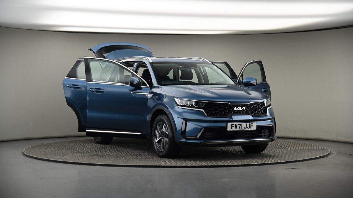 More views of Kia Sorento