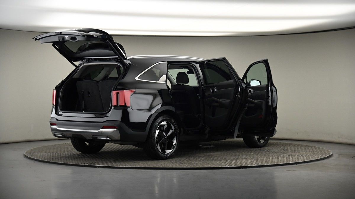 More views of Kia Sorento