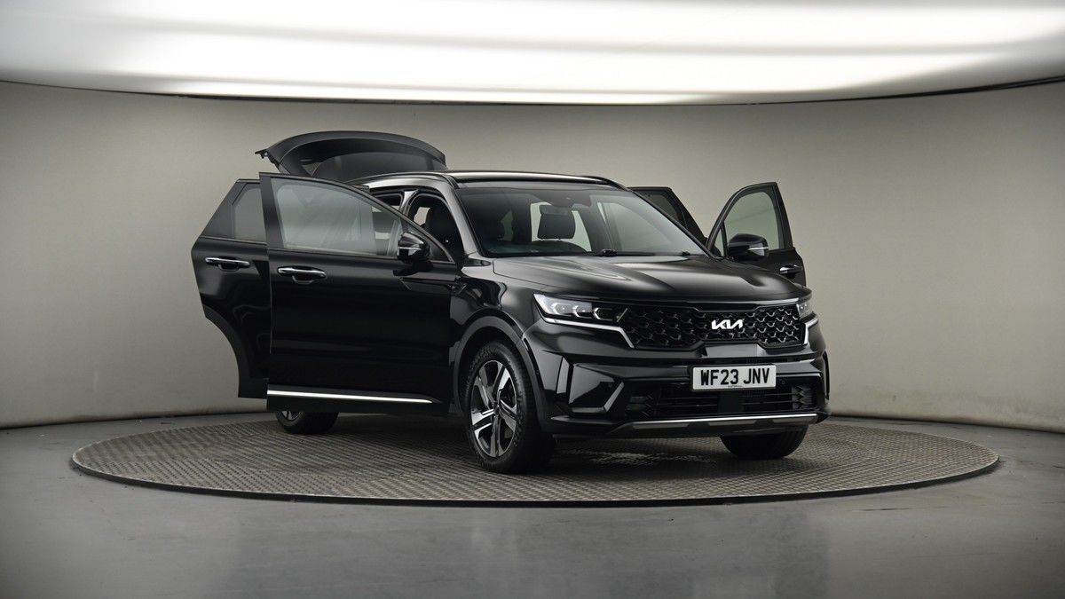 More views of Kia Sorento