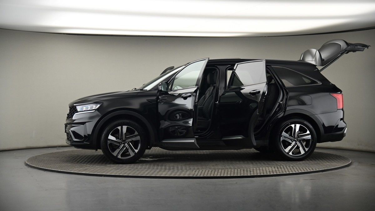 More views of Kia Sorento