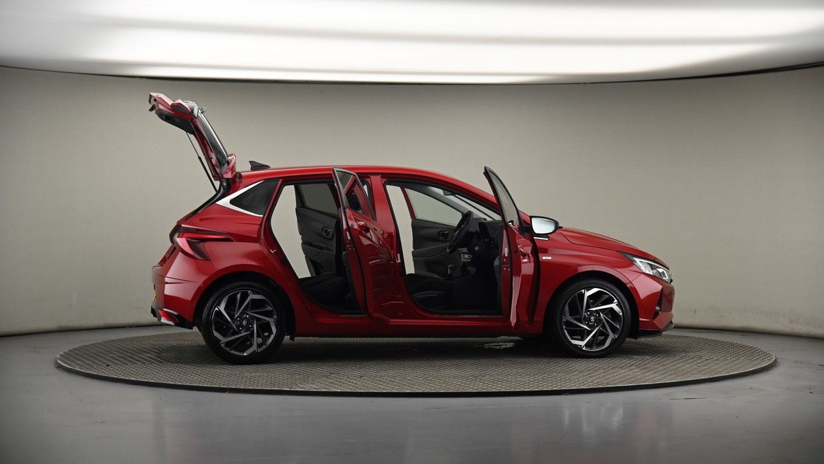 More views of Hyundai i20