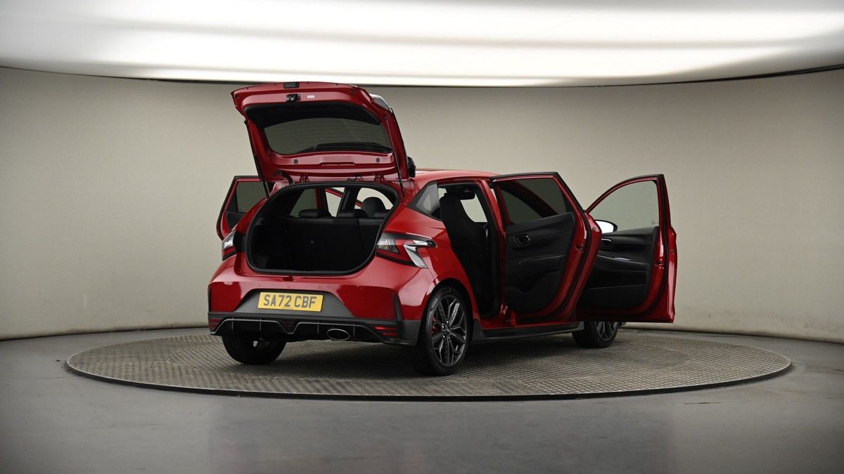 More views of Hyundai i20