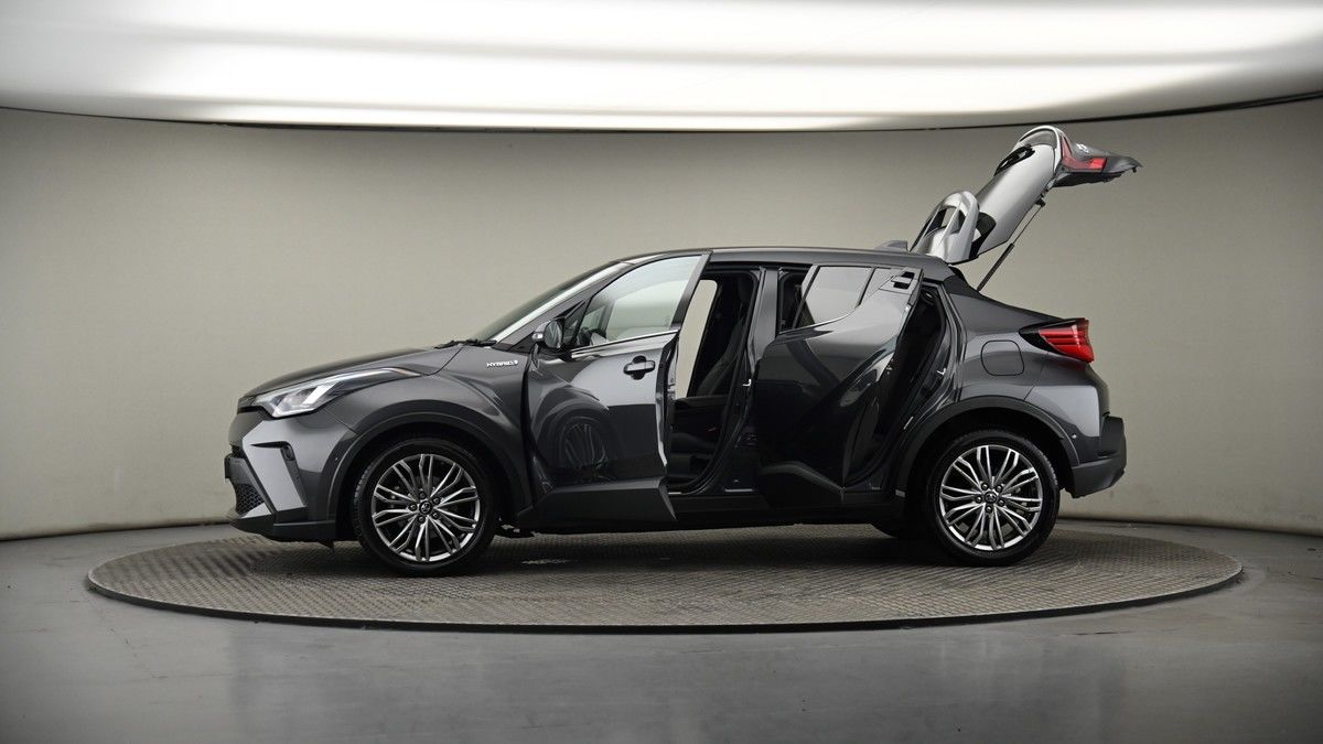 More views of Toyota C-HR
