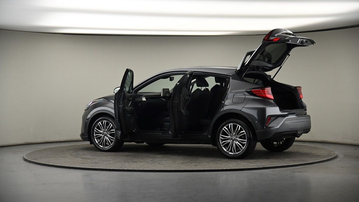 More views of Toyota C-HR