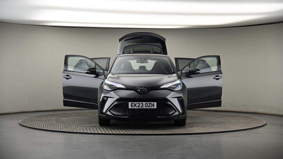 More views of Toyota C-HR