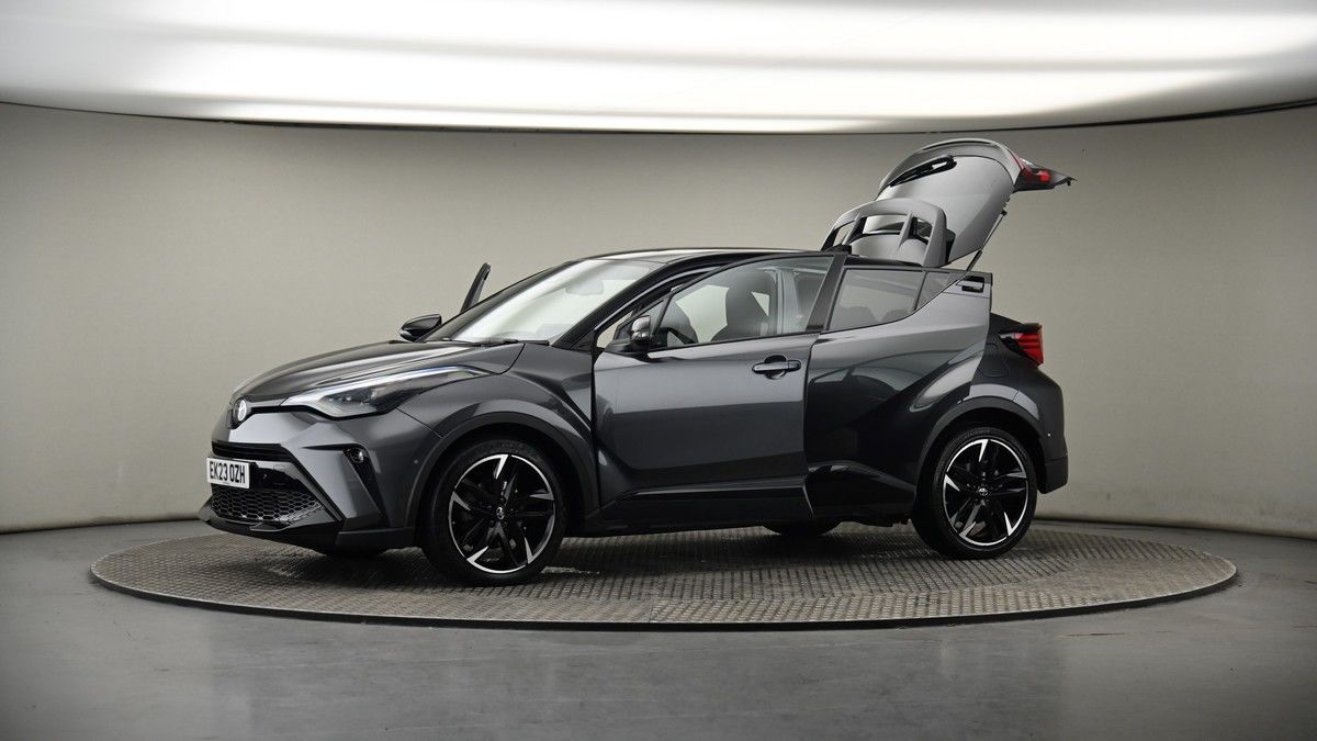 More views of Toyota C-HR
