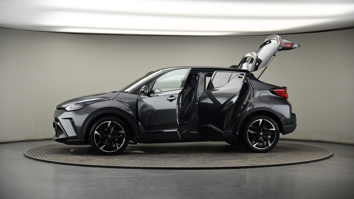More views of Toyota C-HR