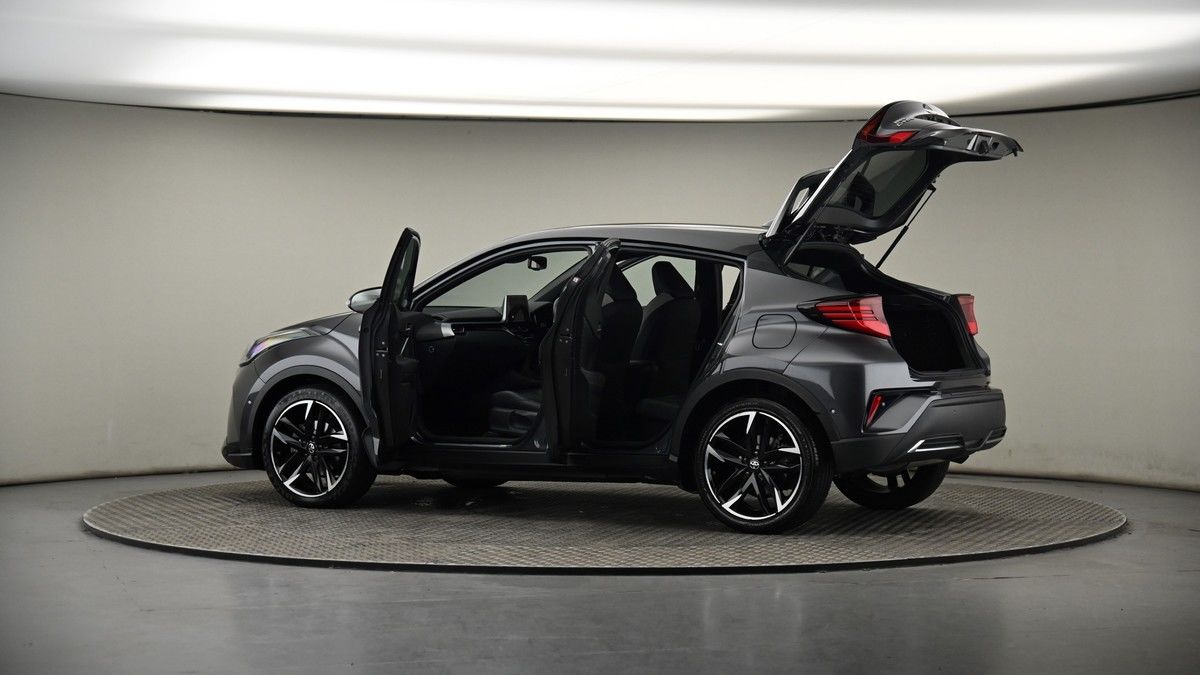 More views of Toyota C-HR