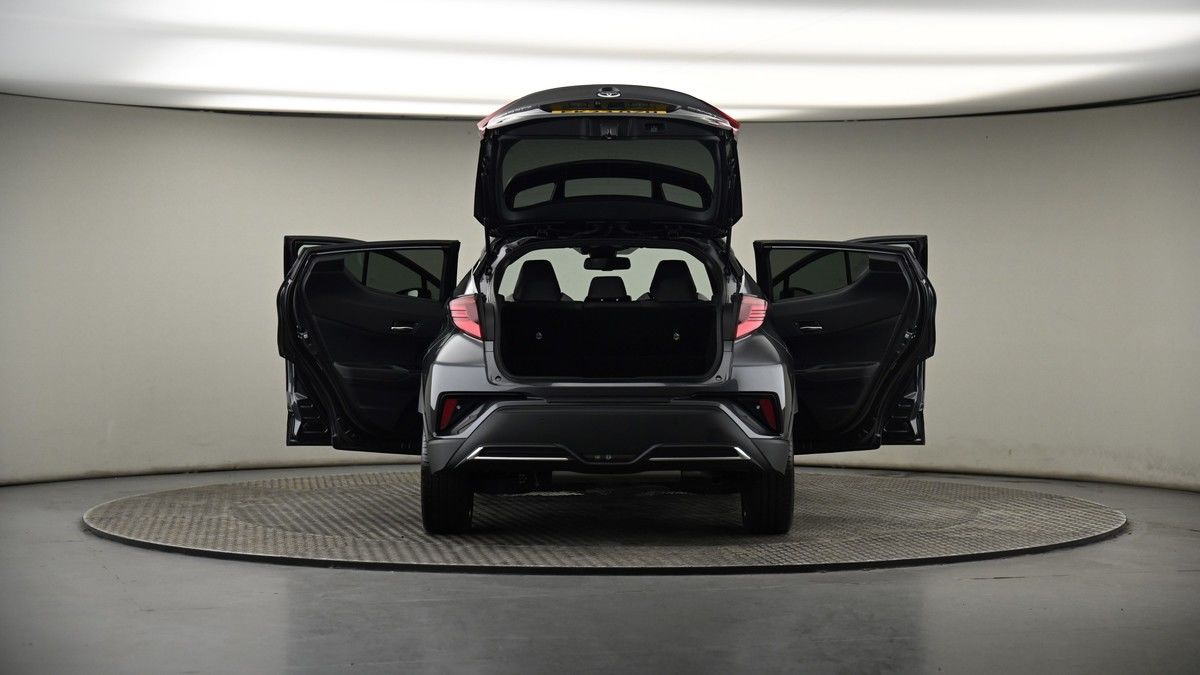 More views of Toyota C-HR