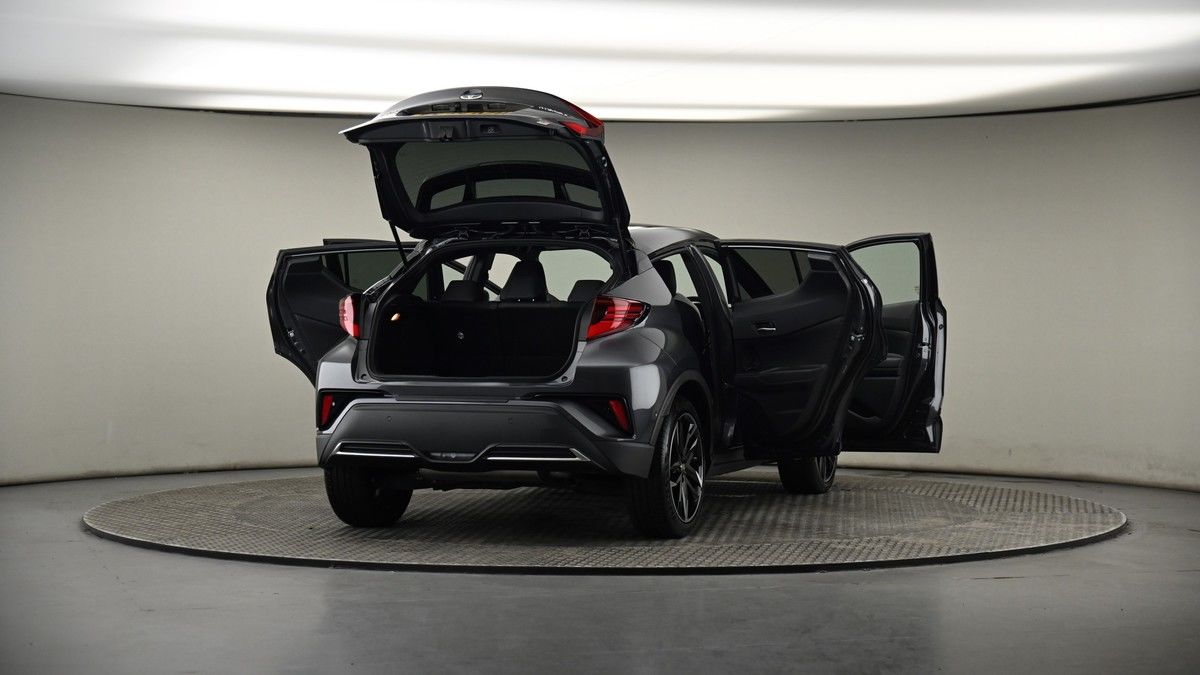 More views of Toyota C-HR