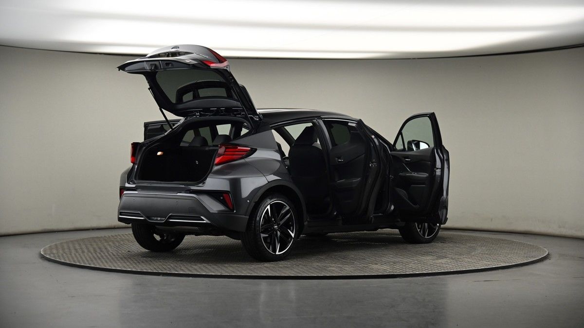 More views of Toyota C-HR