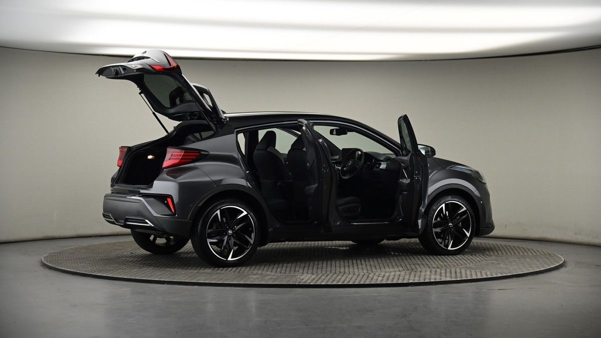 More views of Toyota C-HR