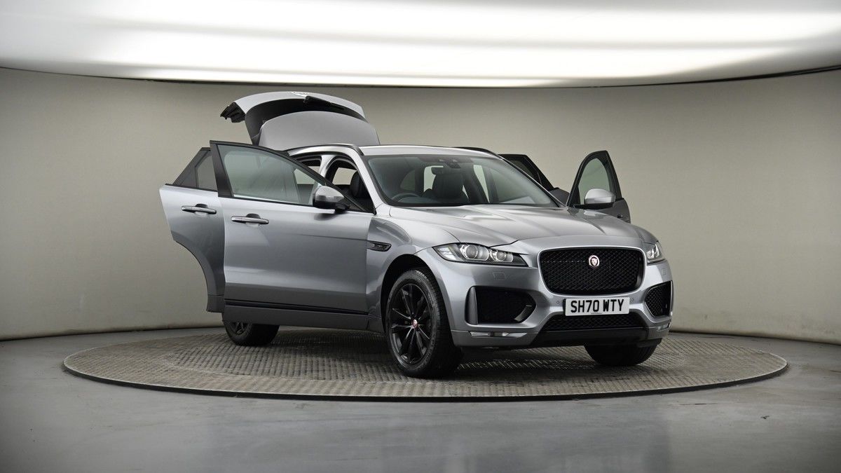 More views of Jaguar F-PACE
