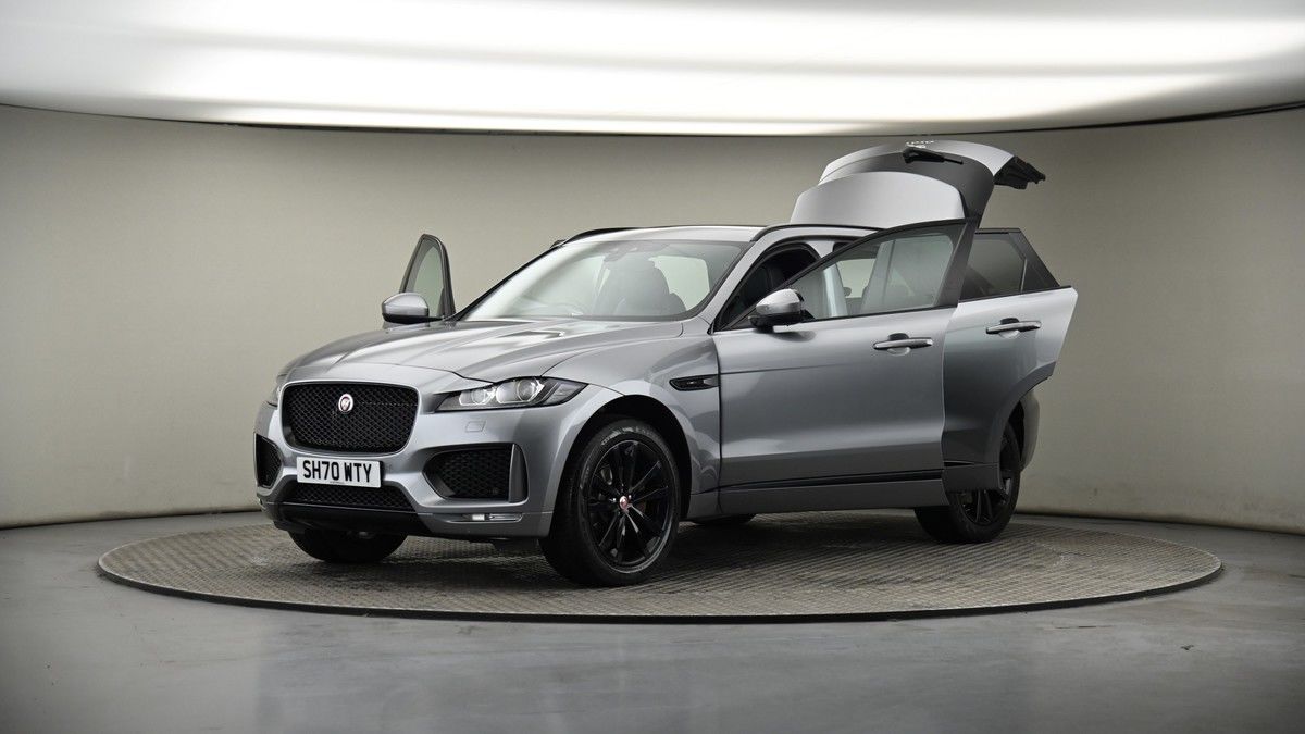 More views of Jaguar F-PACE