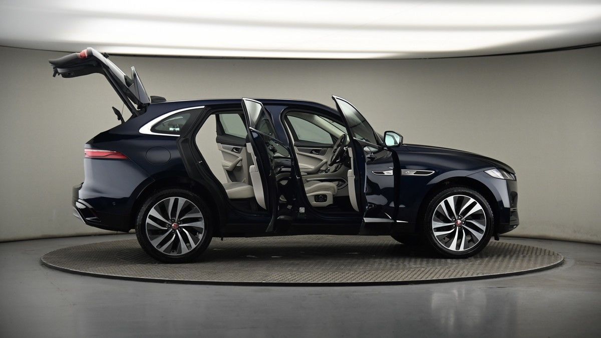 More views of Jaguar F-PACE
