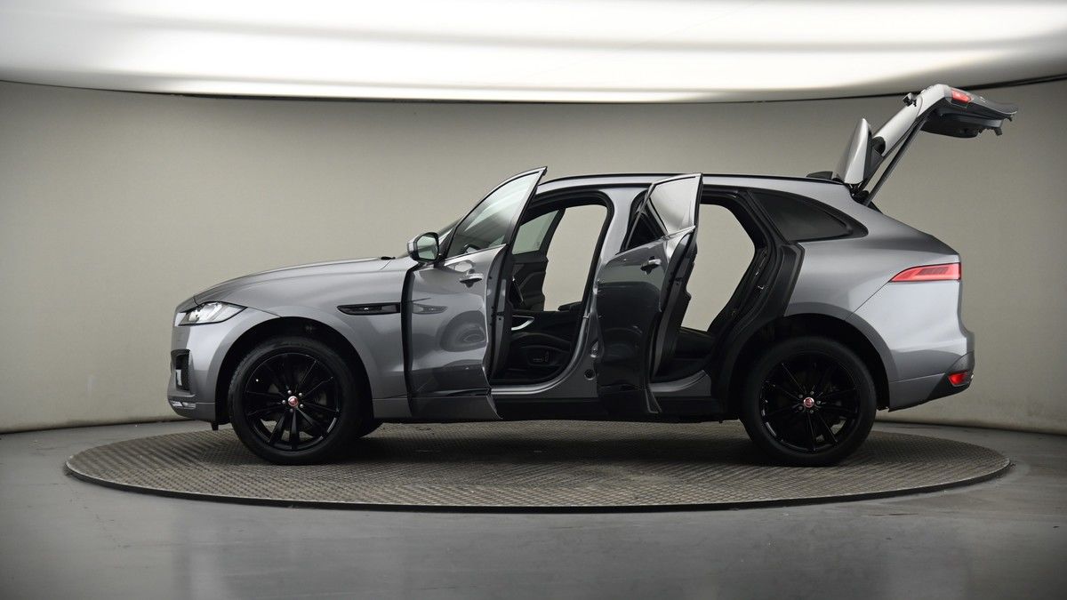 More views of Jaguar F-PACE