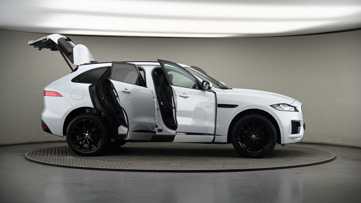 More views of Jaguar F-PACE