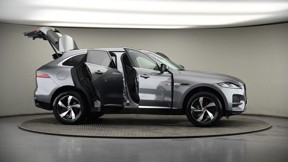 More views of Jaguar F-PACE