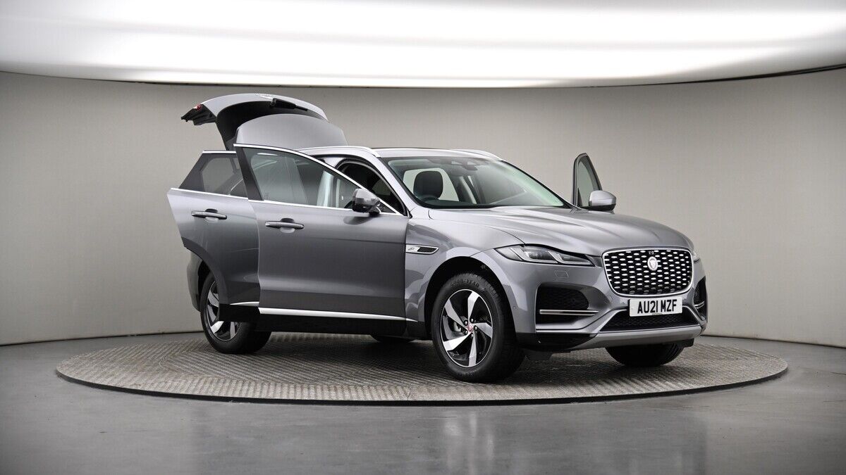 More views of Jaguar F-PACE