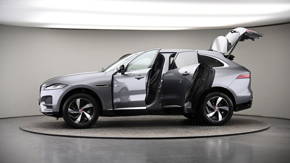More views of Jaguar F-PACE